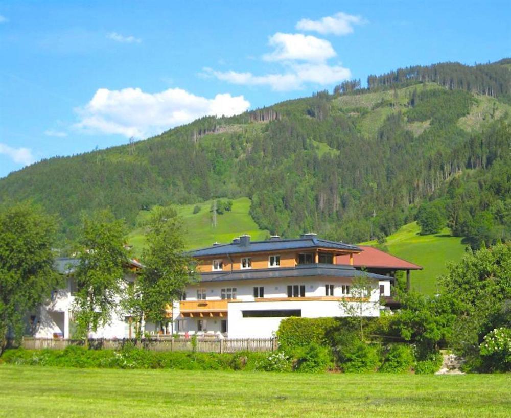 Apartment Riccardo - By Alpen Apartments Kaprun Eksteriør bilde